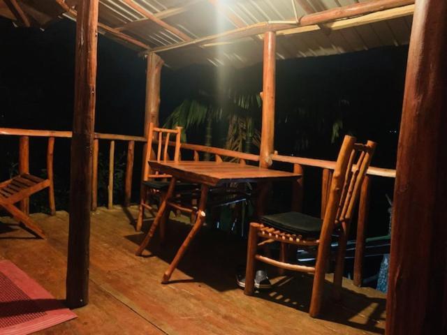 Ella Bamboo Cabana Ngoại thất bức ảnh